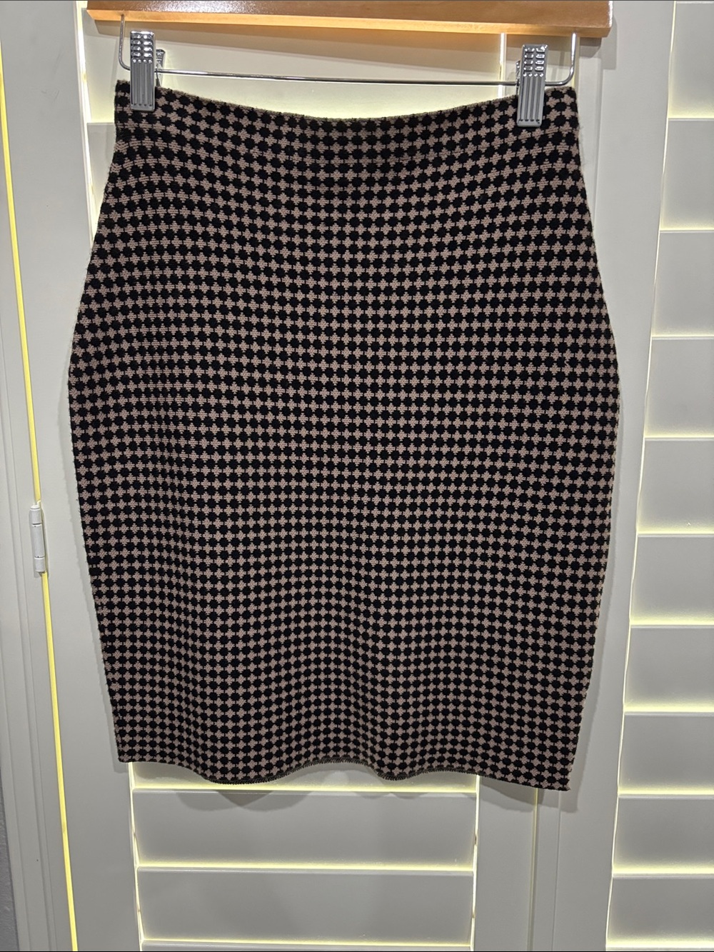 Milano Black and Beige Geometric Mini Skirt